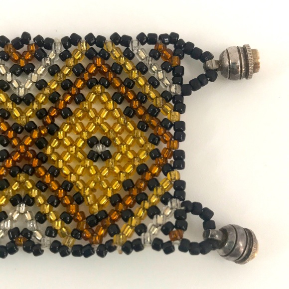 Diamond Beaded Bracelet - Picture 4 of 6